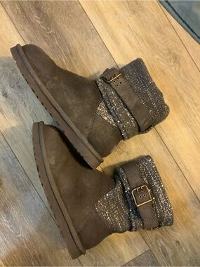 Cozy Women's Brown Knit Cuff Ankle Boots